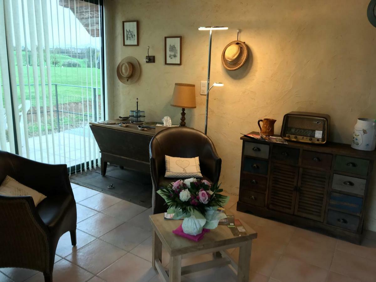 Saint-Nizier-sous-CharlieuDomaine Borchamps.别墅 外观 照片