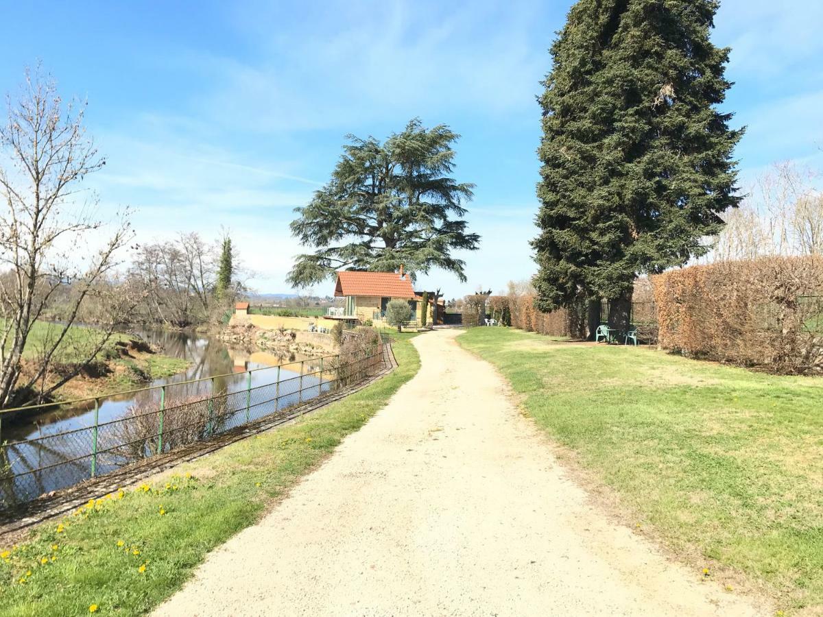 Saint-Nizier-sous-CharlieuDomaine Borchamps.别墅 外观 照片